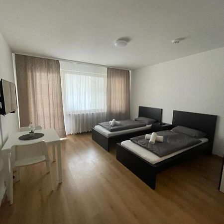 Appartement Renoviert, Modern Und Ruhig à Nuremberg Extérieur photo